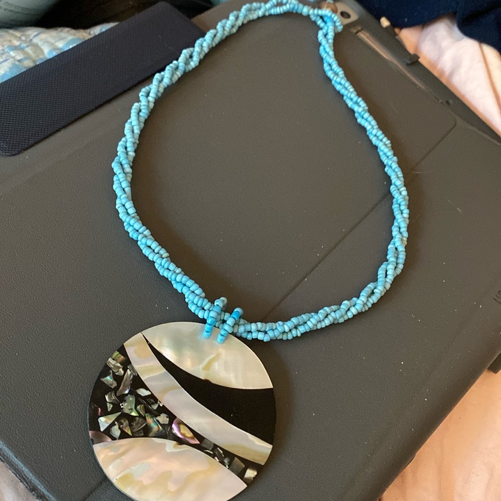 Summer necklace new no tags